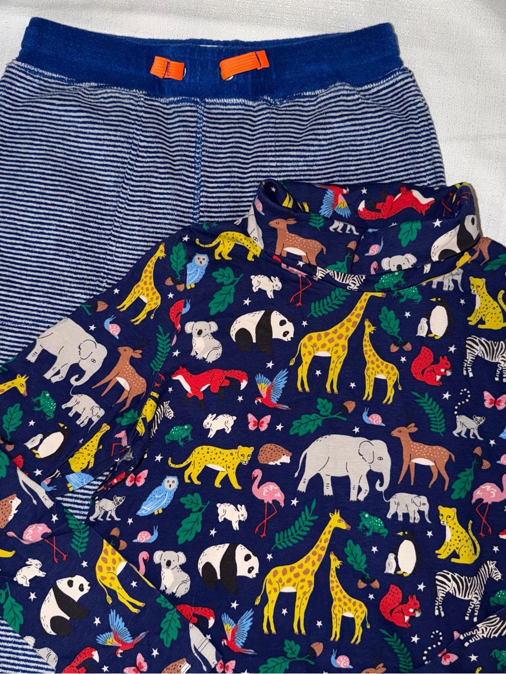 Mini Boden Navy Multicolor Animal turtleneck shirt size 11–12